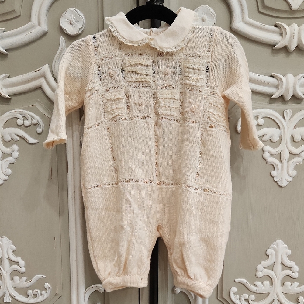 Ladia Baby Girl Cream Knit Baby Romper With Lace & Embroidery Details Sz 3 Mths